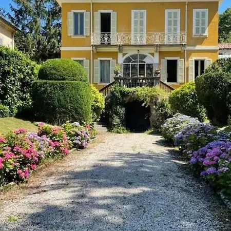 Lägenhet Nella Corte Dell'oste Brinzio