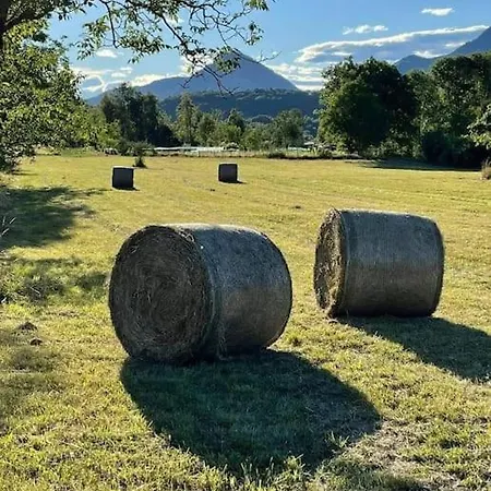 Nella Corte Dell'oste * Brinzio